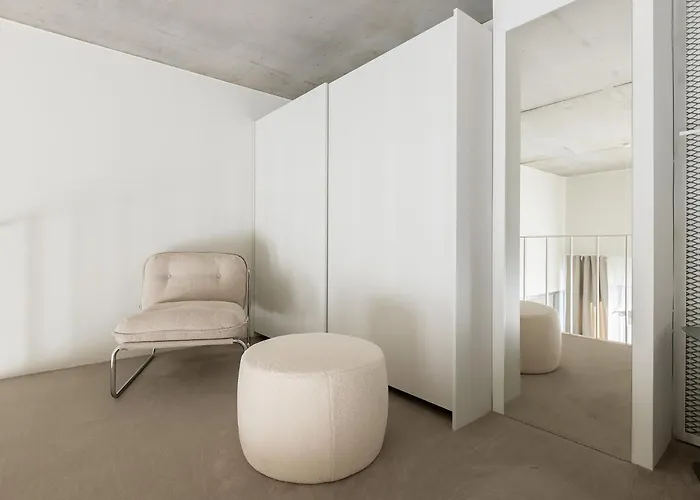 Apartment Homewell Deluxe Lofts *