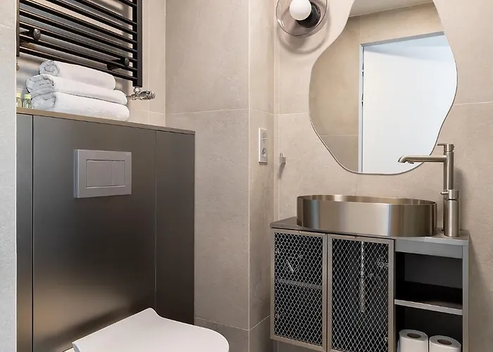 Homewell Deluxe Lofts