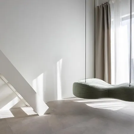 Апартаменти Homewell Deluxe Lofts