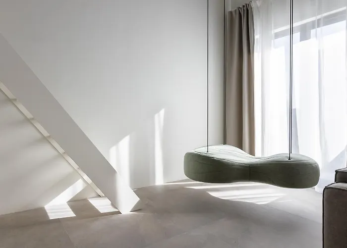 Апартаменти Homewell Deluxe Lofts