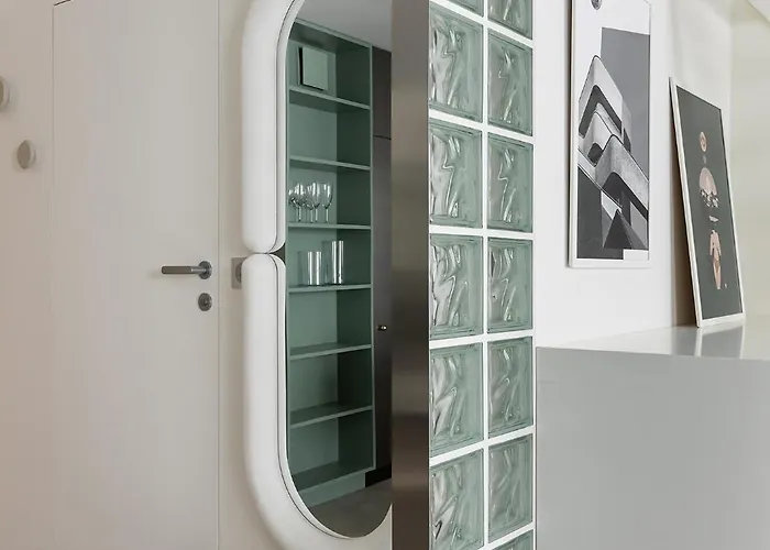 Homewell Deluxe Lofts Апартаменти