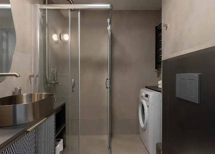 Homewell Deluxe Lofts Апартаменти *